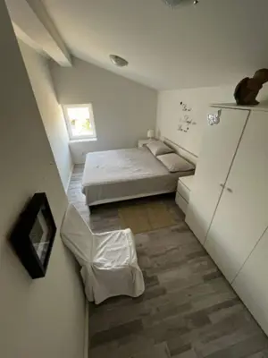 Doppelhaus 120 m², Poreč - zwei Wohnungen und Hof - 16