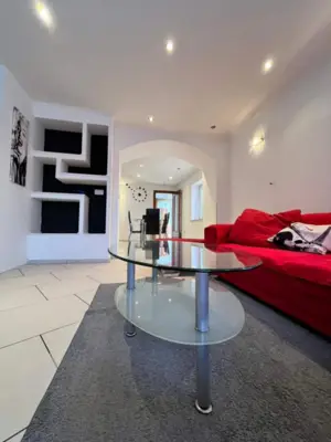 Doppelhaus 120 m², Poreč - zwei Wohnungen und Hof - 10