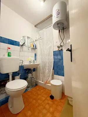 NOVI VINODOLSKI-KLENOVICA-STAN 54 m² SA OKUĆNICOM - 5
