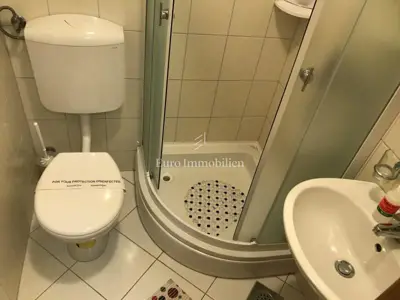 Kuća 387 m², Promajna - 8 apartmana, 300 m od mora - 12
