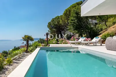 Apartment for rent in Opatija - Centar, 164 m² - 3