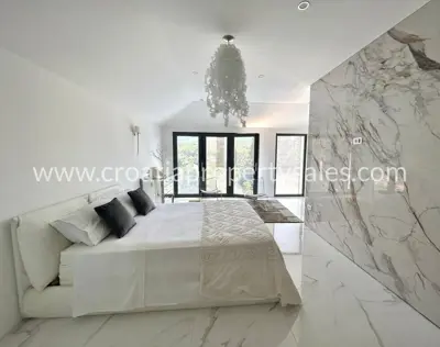 Haus, Hvar, 220 m², 1 300 000 € - 4