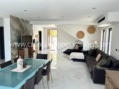 Haus, Hvar, 220 m², 1 300 000 € - 2