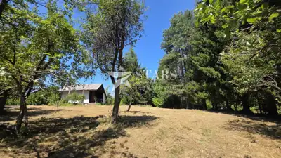Građevinsko zemljište 1.496 m², Vrbovsko - mirna ulica - 10