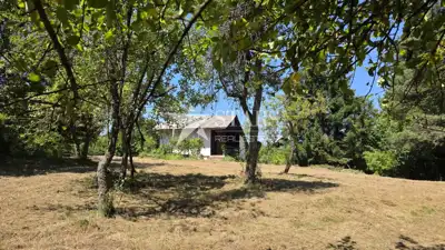 Građevinsko zemljište 1.496 m², Vrbovsko - mirna ulica