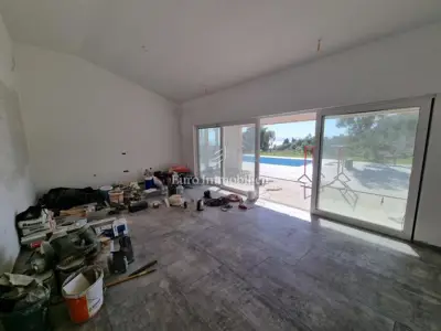 Moderna kuća s pogledom na more i infinity bazenom - novogradnja Labin - 5