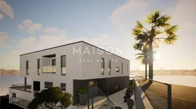 Luxury defined by space, views and privacy - 6