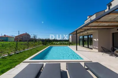Villa 211,8 m², Krnica - Pool und überdachte Terrasse - 13