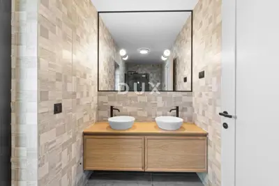 Villa 211,8 m², Krnica - Pool und überdachte Terrasse - 19