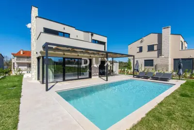 Villa 211,8 m², Krnica - Pool und überdachte Terrasse - 12
