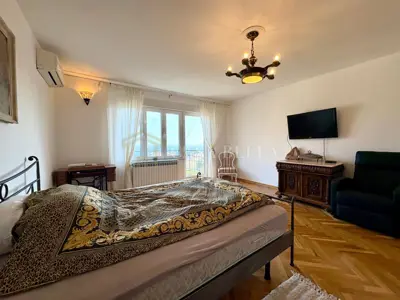 Opatija – prostran stan 205 m² s pogledom na more - 9