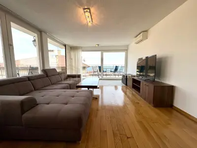 Opatija – prostran stan 205 m² s pogledom na more - 3