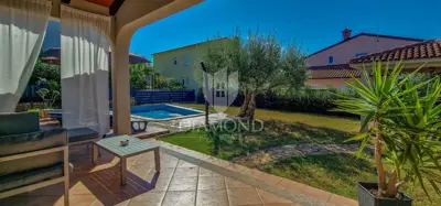 Novigrad, pet friendly kuća s bazenom i velikim dvorištem - 4