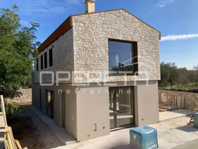 Istria, Bale, surroundings, imposing villa with pool - 7