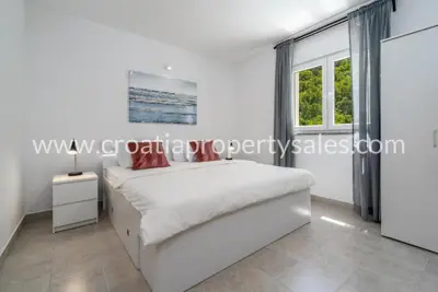 Kuća, Omiš, 350 m², 1 250 000 € - 9