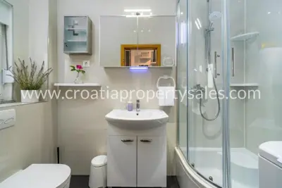 Kuća, Omiš, 350 m², 1 250 000 € - 8