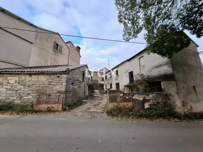 ISTRA, PAZIN - Detached stone house for partial renovation