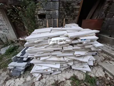ISTRA, PAZIN - Detached stone house for partial renovation - 17