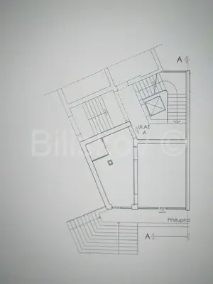 Gewerberaum 42 m², Split Grad, Zentrum und Schaufenster zur Straße