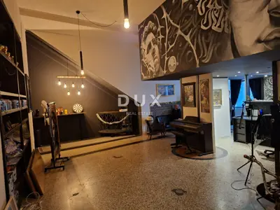 RIJEKA, CENTAR/SUŠAK - Commercial space on the ground floor with great potential