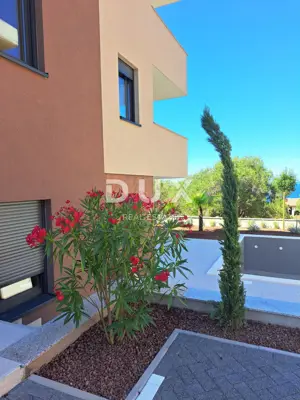 Apartment 123 m², Lun - pool, garden and terrace - 16