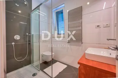 Villa 344 m², Lovran - atemberaubender Panoramablick auf das Meer - 20