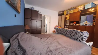 Stan 90 m², Donji grad, adaptiran i spreman za useljenje - 4