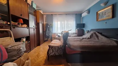 Stan 90 m², Donji grad, adaptiran i spreman za useljenje - 3