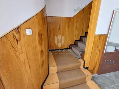 Kuća 160 m², Klana - centar, 3 spavaće sobe i terasa - 5