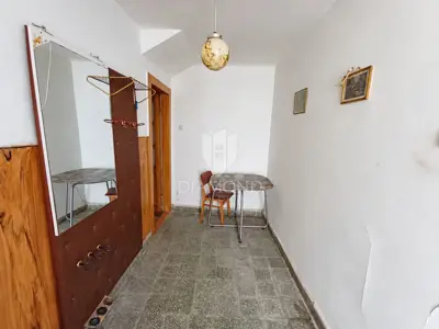 Kuća 160 m², Klana - centar, 3 spavaće sobe i terasa - 4