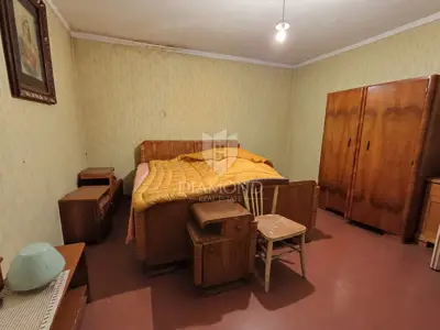 Kuća 160 m², Klana - centar, 3 spavaće sobe i terasa - 9