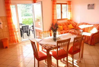 Apartmanska kuća 398 m², Lokva Rogoznica, turistički najam - 16