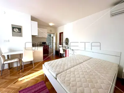 House 350 m², Tisno on the island of Murter, 80 m from the sea - 12