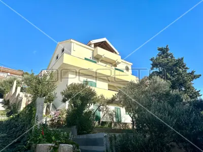 House 350 m², Tisno on the island of Murter, 80 m from the sea - 1