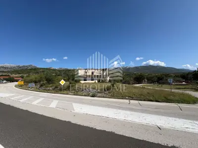 JASENICE- Građevinsko zemljište s objektima, 1920 m² - 7