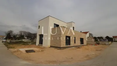 Haus 176 m², Vodice - Neubau mit Pool - 8
