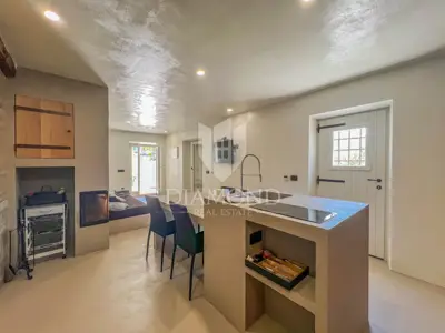 Haus 100 m², Oprtalj Umgebung - Pool und Aussicht - 8