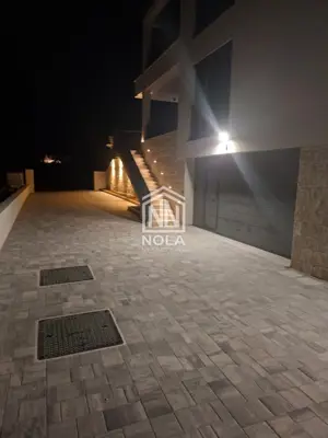 VODICE – Moderna duplex kuća s bazenom i pogledom na more - 7