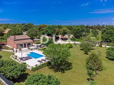 Haus 200 m², Rovinj - Pool und Gästehaus - 3