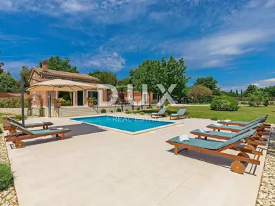 Haus 200 m², Rovinj - Pool und Gästehaus - 2
