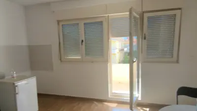 Mehrfamilienhaus in Zadar - ruhige Lage, mehrere Wohneinheiten und großes Potenzial - 8
