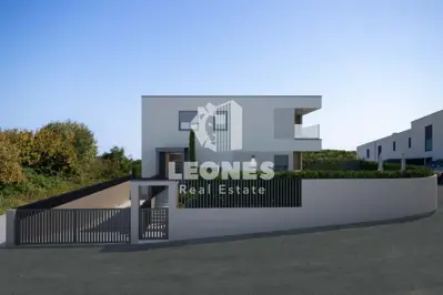 Semi-detached house in Novigrad, 500 m from the sea and pool - 9