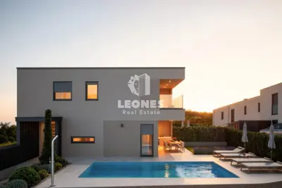 Semi-detached house in Novigrad, 500 m from the sea and pool - 6