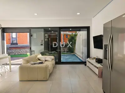 Wohnung 112 m², Krk - Garten, beheizter Pool und zwei Zimmer mit Bad en suite - 5