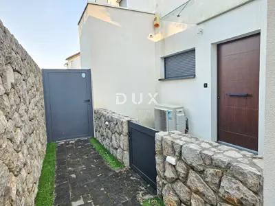Wohnung 112 m², Krk - Garten, beheizter Pool und zwei Zimmer mit Bad en suite - 22