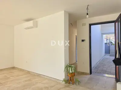 Rijeka, Kozala, 3 Zimmer Wohnung, 128 m², Pool, 3 Parkplätze - 2