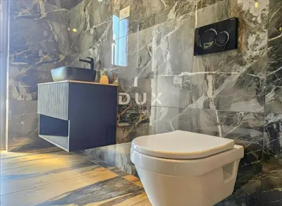 Rijeka, Kozala, 3 Zimmer Wohnung, 128 m², Pool, 3 Parkplätze - 7