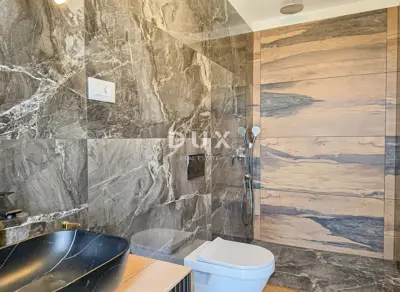 Rijeka, Kozala, 3 Zimmer Wohnung, 128 m², Pool, 3 Parkplätze - 8