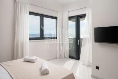 Villa 306 m², Podstrana - panoramic sea view - 7