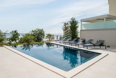 Villa 306 m², Podstrana - panoramic sea view - 2